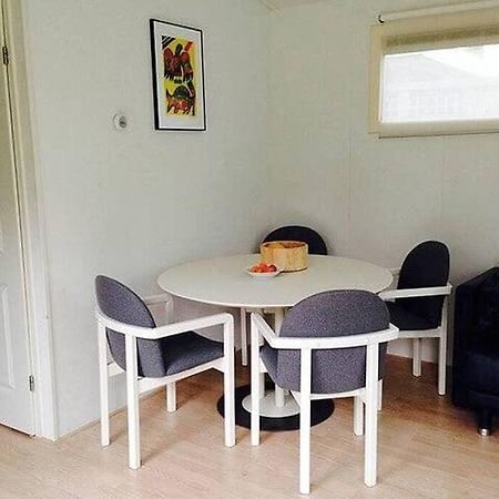 Een chalet met privé sauna en tuin Villa Tzummarum Esterno foto