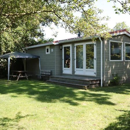 Een chalet met privé sauna en tuin Villa Tzummarum Esterno foto