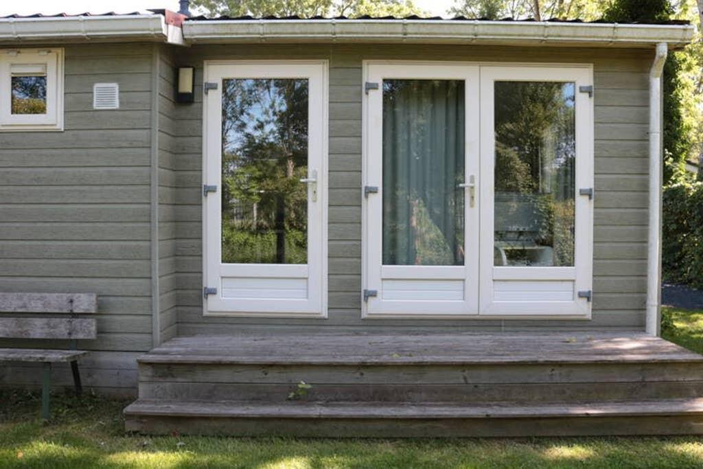 Een chalet met privé sauna en tuin Villa Tzummarum Esterno foto