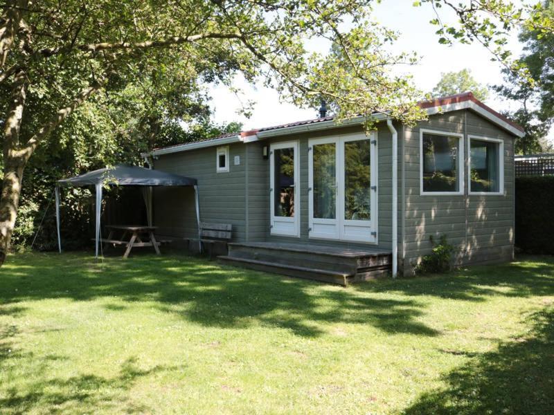 Een chalet met privé sauna en tuin Villa Tzummarum Esterno foto