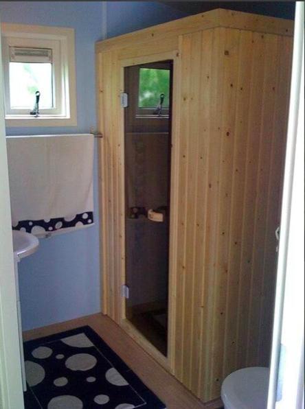 Een chalet met privé sauna en tuin Villa Tzummarum Esterno foto
