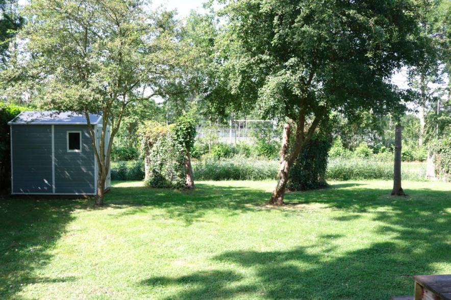 Een chalet met privé sauna en tuin Villa Tzummarum Esterno foto